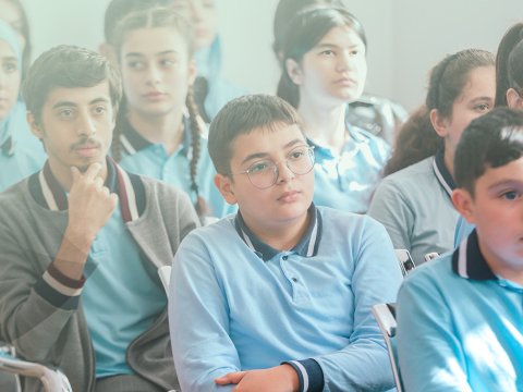 Məktəblərdə dayanıqlılıq mövzusunda seminarlar keçirilib