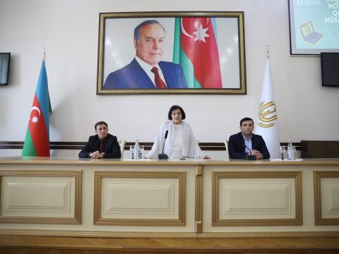 Tələbələr qrant müsabiqəsi barədə maarifləndirilib