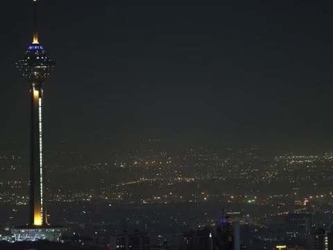 İsrail İranı vurdu: Tehranda güclü partlayışlar