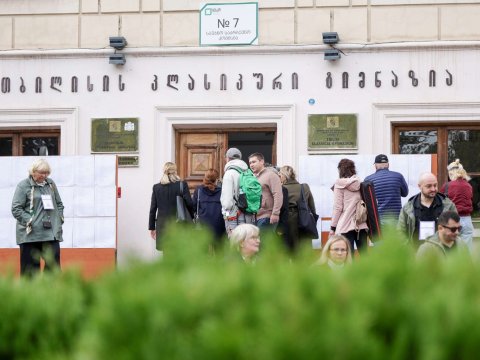 Gürcüstanda seçki zamanı 1 nəfər ölüb