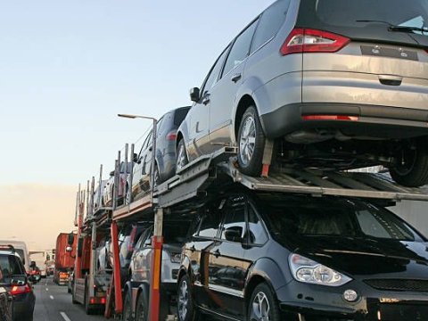 Bu il Azərbaycana gətirilən nəqliyyat vasitələrinin SAYI