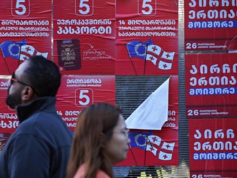 "Gürcü arzusu" qələbə qazandı, müxalifət nəticələri tanımadı