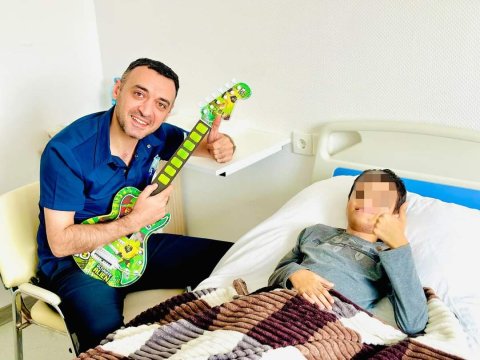 12-ci mərtəbədən yıxılan azyaşlı evə buraxıldı