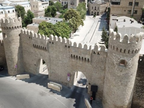 İçərişəhərə maşınla giriş bu gündən məhdudlaşdırılır