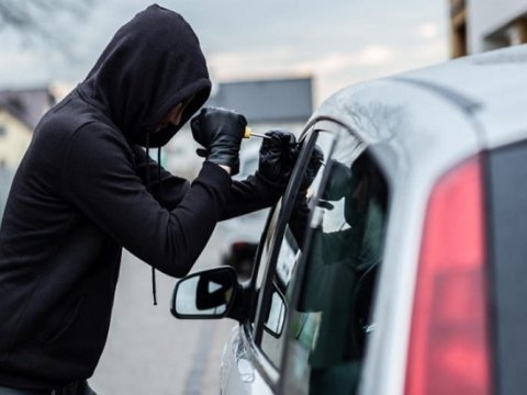 Bakıda avtomobil qaçırıldı