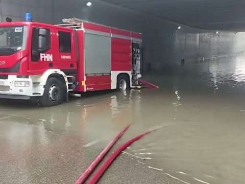 Bakıda bu əraziləri yenidən su basdı - Rəsmi qurumlar hərəkətə keçdi