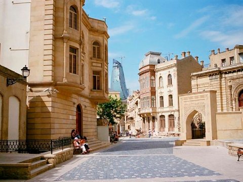 Komitə sədrindən DƏSTƏK – İçərişəhərlə bağlı bu addımı alqışlayırıq