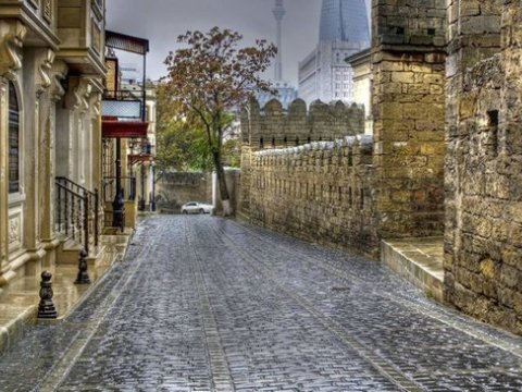 İçərişəhər azadlığına qovuşdu - SORĞU