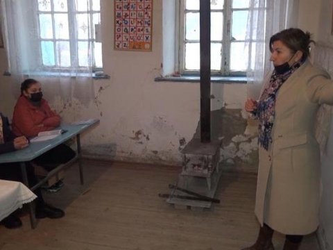 Odunla qızdırılan 180 məktəb bu il qazlaşdırılacaq