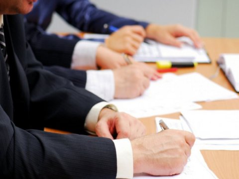 Məktəblərimizə direktor tapa bilmirik: maaş azdır, amma...