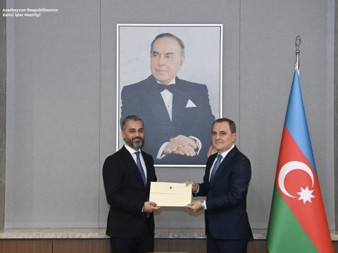 Ceyhun Bayramov yeni səfirlə görüşüb - FOTO