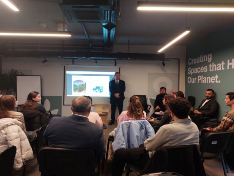 Radiotezlik komandasının işinə dəstək göstərəcək könüllülərə təlimlər keçirilib