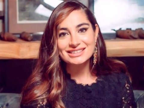 &nbsp;Arzu Əliyeva pianoda ifa etdi - VİDEO