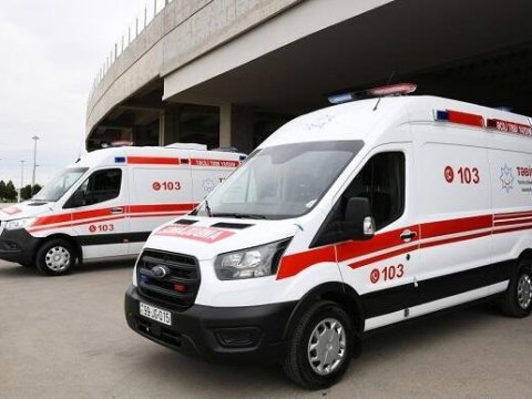 Azərbaycana 80 yeni təcili tibbi yardım maşını gətirilib