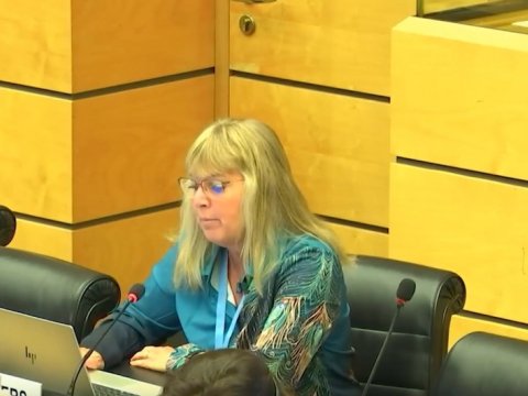 Fransanın miqrantlarla davranışı tənqid edildi