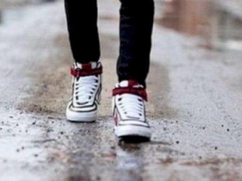 Bakıda 14 yaşlı oğlan itkin düşüb