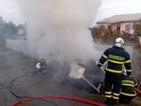 Naxçıvanda "Toyota"&nbsp;yandı
