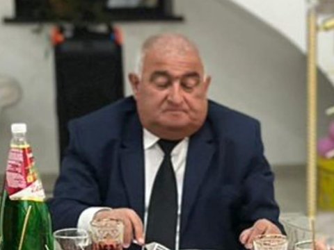 Sayt rəhbəri və oğlu həbs edildi - Şantaja görə