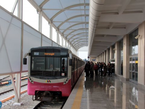 &ldquo;Bakmil&rdquo; stansiyasında qatarların hərəkət cədvəli dəyişdirilir