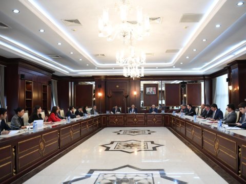 5 qanun layihəsi plenar iclasa tövsiyə olundu