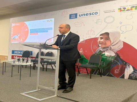 Nazir&nbsp;UNESCO-nun Qlobal Təhsil Görüşündə çıxış etdi