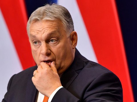 Orban Avropa&nbsp;siyasətçilərini kəskin tənqid etdi