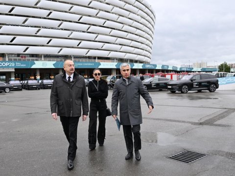 Prezidentlə xanımı Bakı Olimpiya Stadionunda - FOTOLAR