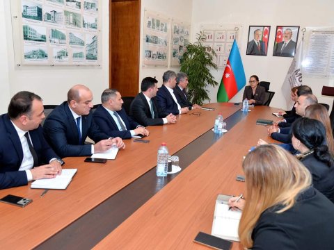 Yeni müdir müavini kollektivə təqdim edildi - FOTO