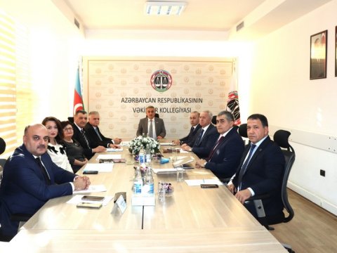 Azərbaycanda vəkil CƏZALANDIRILDI