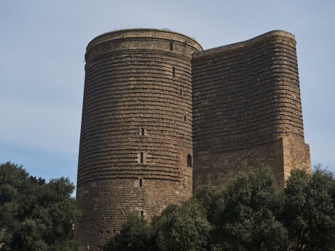 İçərişəhərdə iş saatı uzadılır