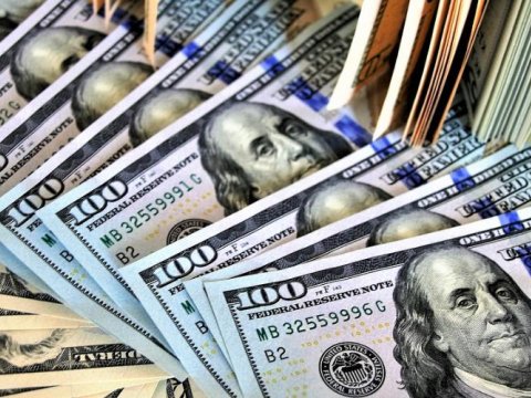 Bugünkü hərracda banklara 69,3 milyon dollar satılıb&nbsp;