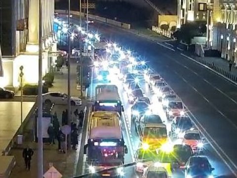 Bakıda 20-yə yaxın yolda TIXAC var - YENİLƏNİB