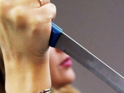 Sumqayıtda 26 yaşlı qadın eltisini bıçaqladı - YENİLƏNİB
