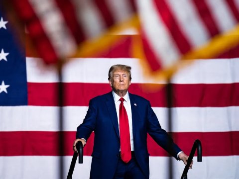 Tramp Amerika və dünya üçün nə VƏD EDİR...