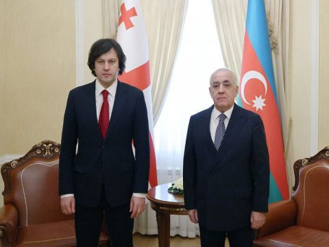 Gürcüstanın Baş naziri Əli Əsədova məktub göndərib