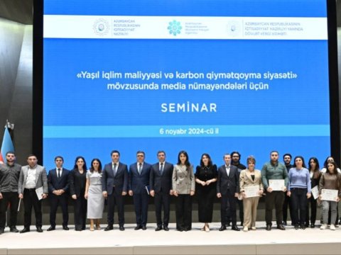 Jurnalistlərə sertifikatlar verilib