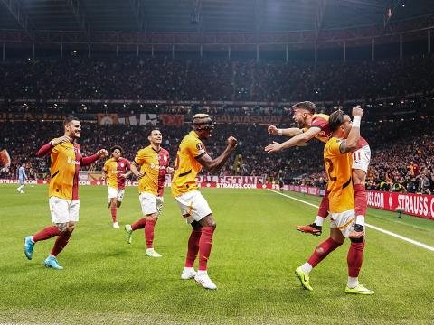 "Qalatasaray"dan növbəti QƏLƏBƏ
