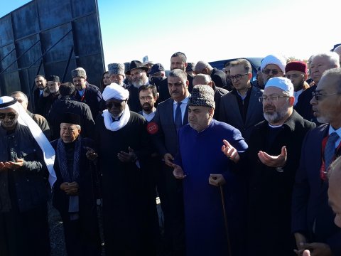 Dini liderlər&nbsp;Ağdamdakı Şəhidlər xiyabanında - FOTOLAR