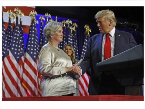 Trampın Ağ Evin rəhbərliyinə gətirdiyi qadın kimdir?