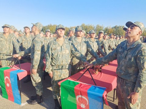 Əsgərlərimiz and içdilər - FOTO