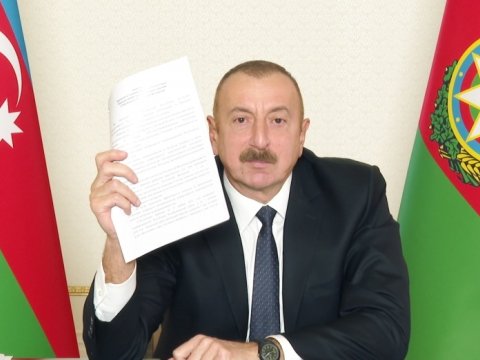 Ermənistanın kapitulyasiya aktını imzalamasından 4&nbsp;il ötür