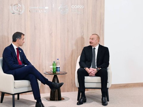 İlham Əliyev Belçikanın Baş naziri ilə görüşüb
