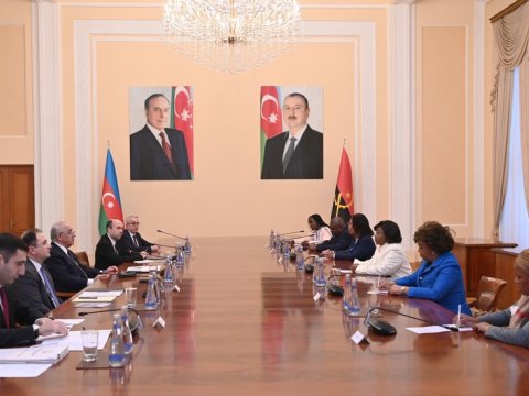 Baş nazir&nbsp;Anqolanın vitse-prezidenti ilə görüşüb