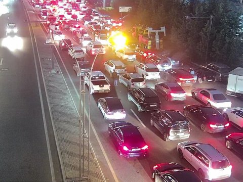 Hazırda tıxac olan yolları - SİYAHI