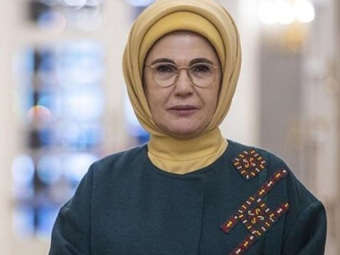 Əminə Ərdoğan&nbsp;Mərkəzi Univermaqda - VİDEO