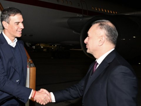 Pedro Sançez Bakıya gəldi