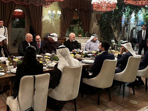 Liderlər Bakıda şam yeməyində bir araya gəldilər - VİDEO