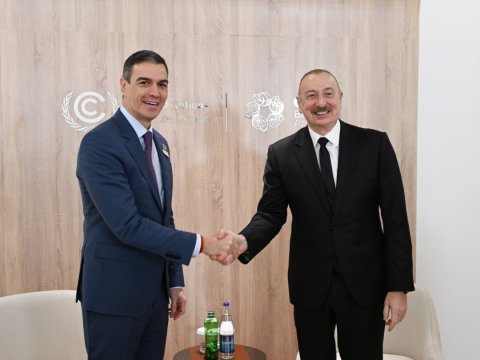 İspaniya Baş naziri İlham Əliyevlə görüşündən yazdı:&nbsp;"Ona təşəkkür etdim"
