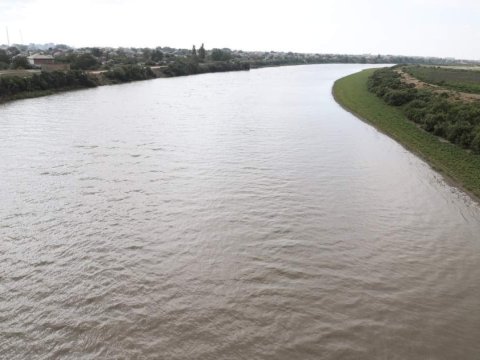 37 yaşlı kişi kanalda batdı