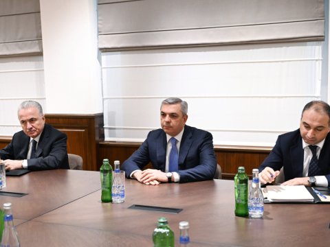 Samir Nuriyev görüş keçirdi